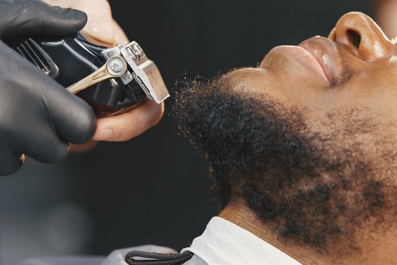 haircut and beard trim Vaughan